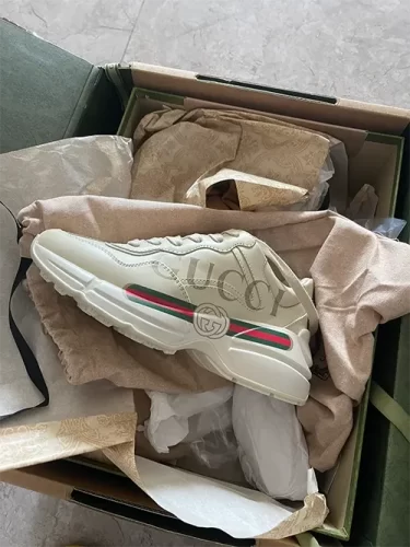 Gucci Rhython Leather Sneaker 'Logo' photo review