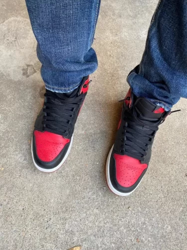 Air Jordan 1 Retro High OG 'Banned' 2016 photo review