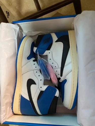 Fragment Design x Travis Scott x Air Jordan 1 Retro High photo review