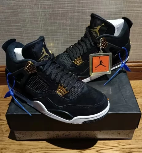 Air Jordan 4 Retro 'Royalty' photo review