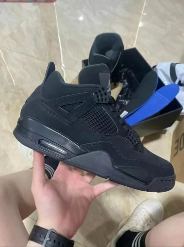 Air Jordan 4 Retro 'Black Cat' 2020 photo review