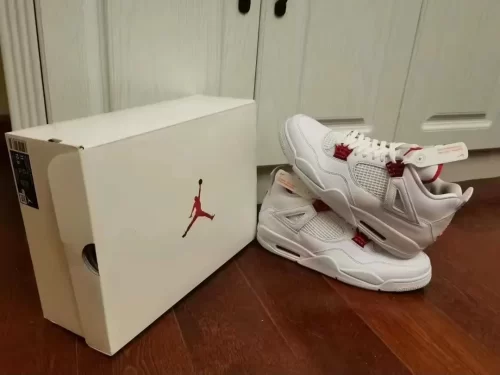 Air Jordan 4 Retro 'Red Metallic' photo review