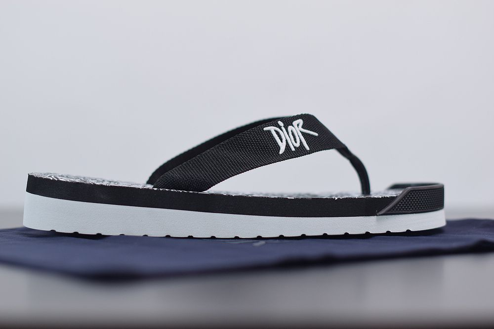 Dior Flip-Flops Logo Shower Sandals 2020ss