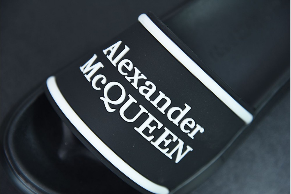 Alexander mcqueen sandals Black