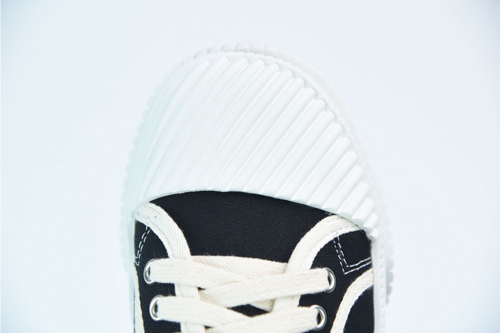 Chanel canvas shoe Black