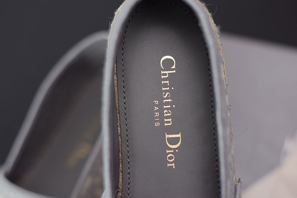 Y03H5 Dior 20s first show of fisherman's shoes in spring and summer