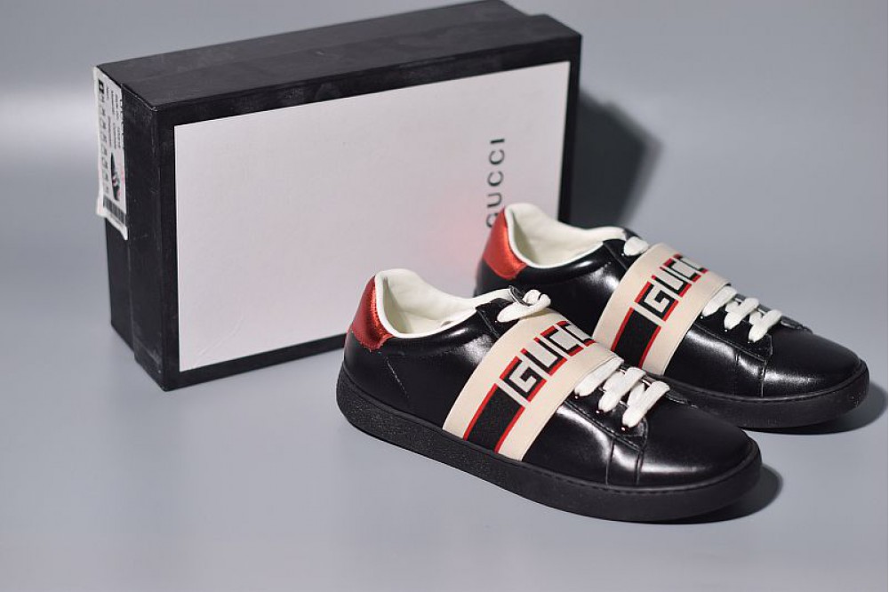 Givenchy Urban Street logo-print leather slip-on