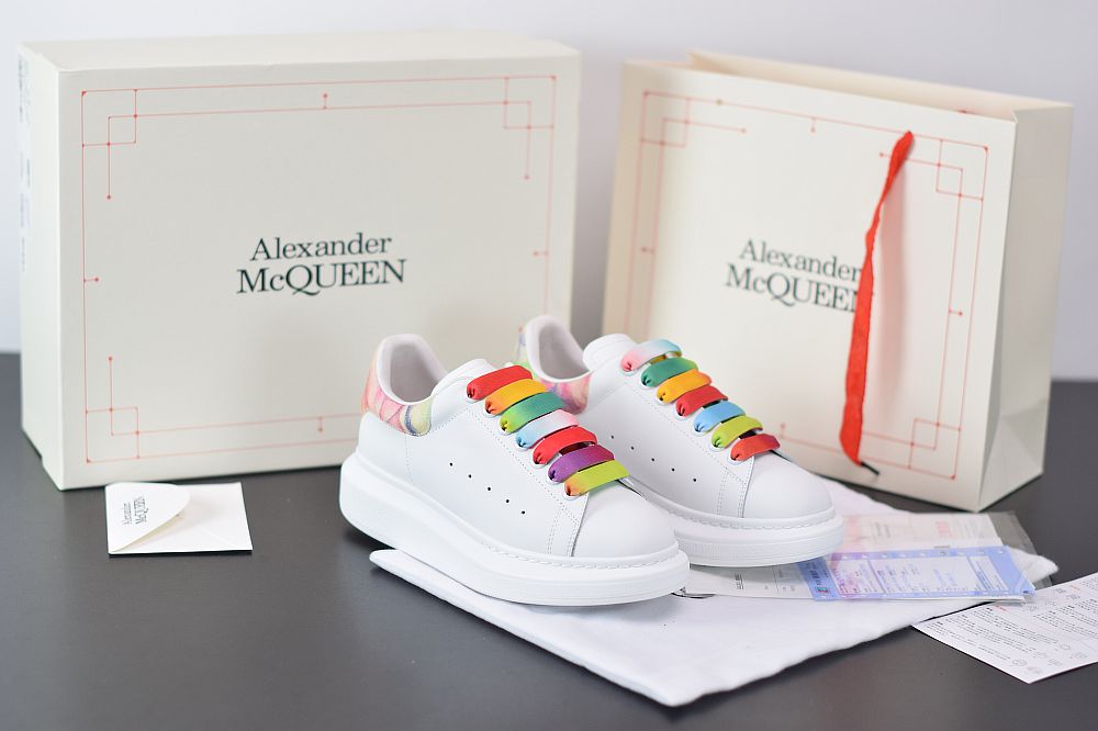 L00N4 Alexander McQueen 2020