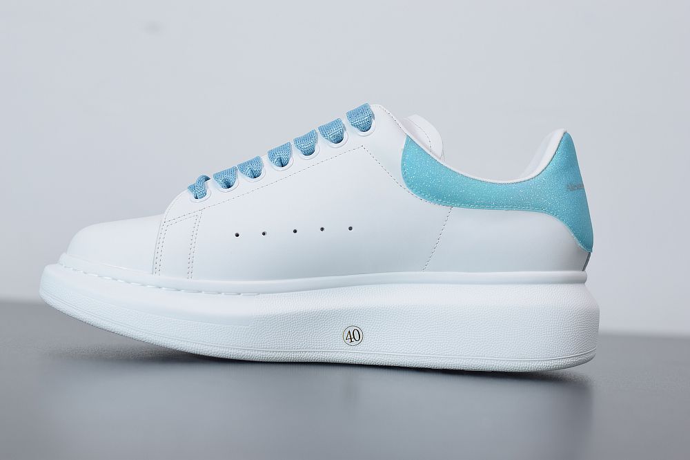 B07B5 Alexander McQueen sole sneakers