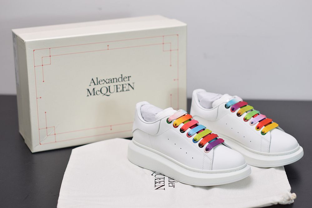 X06K4 Alexander McQueen