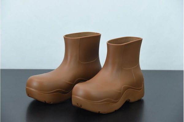 Bottega Veneta rain boots