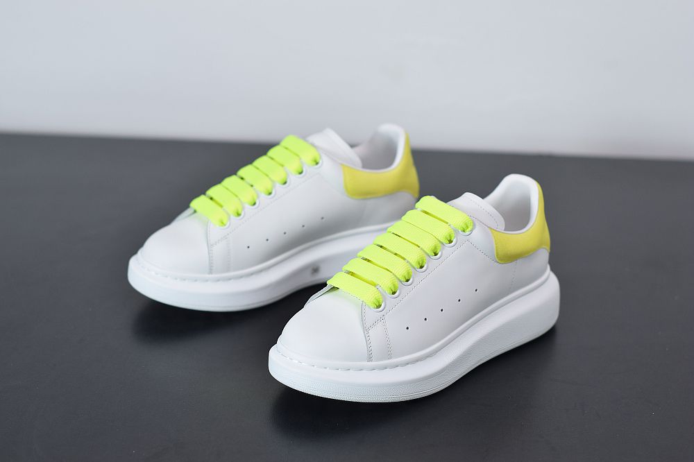 B07B5 Alexander McQueen sole sneakers