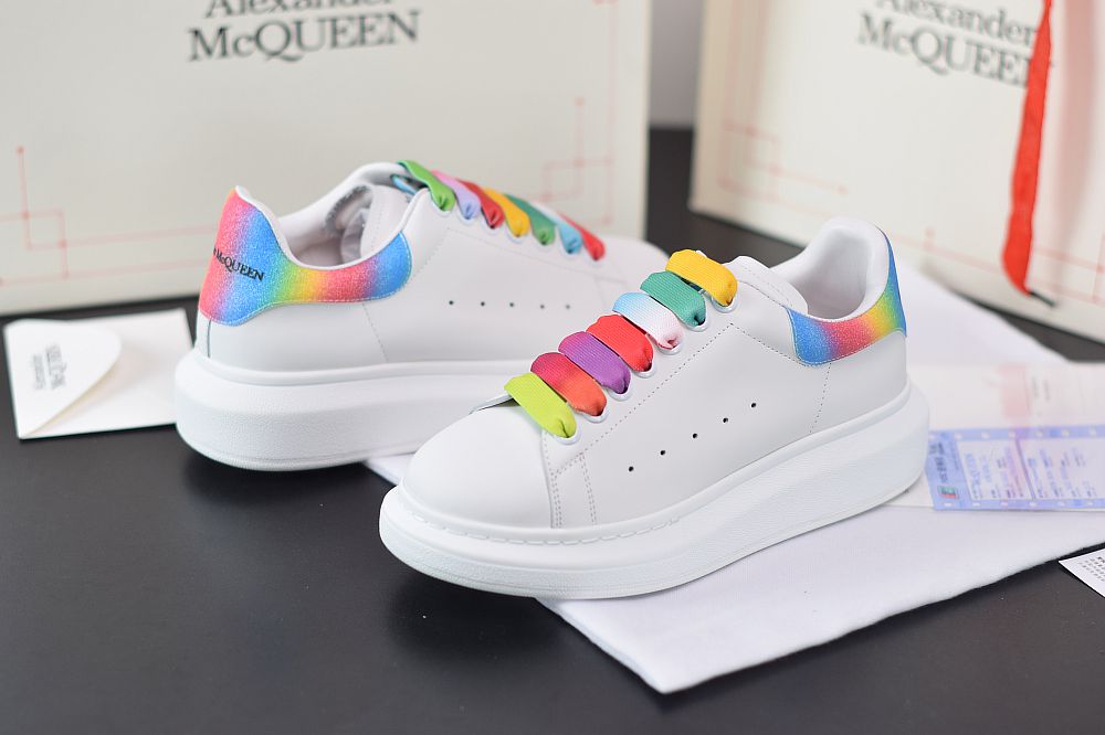 L00N4 Alexander McQueen 2020