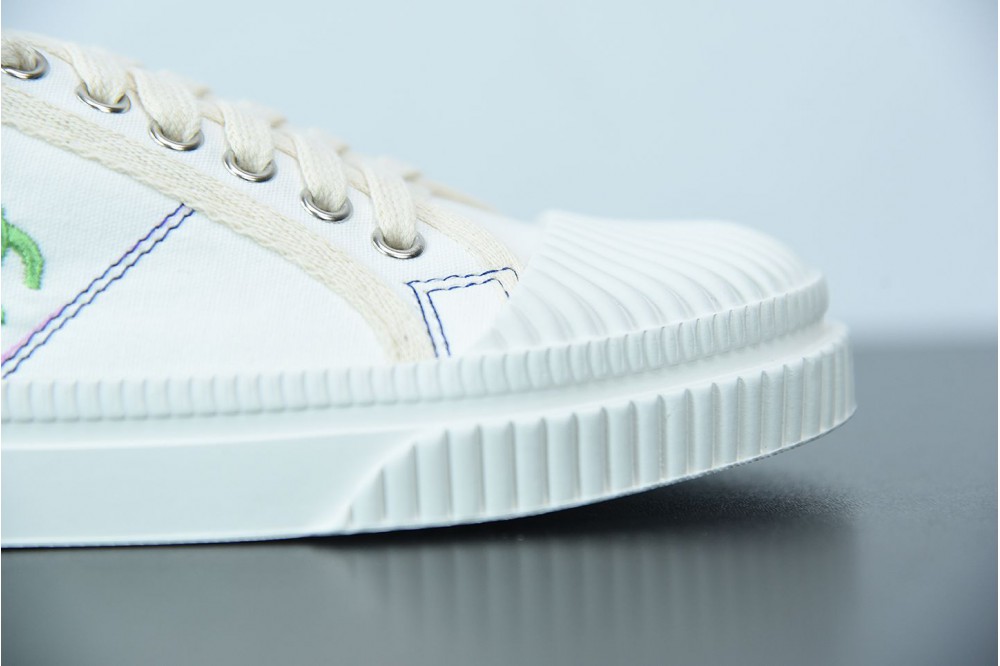 Chanel canvas shoe White